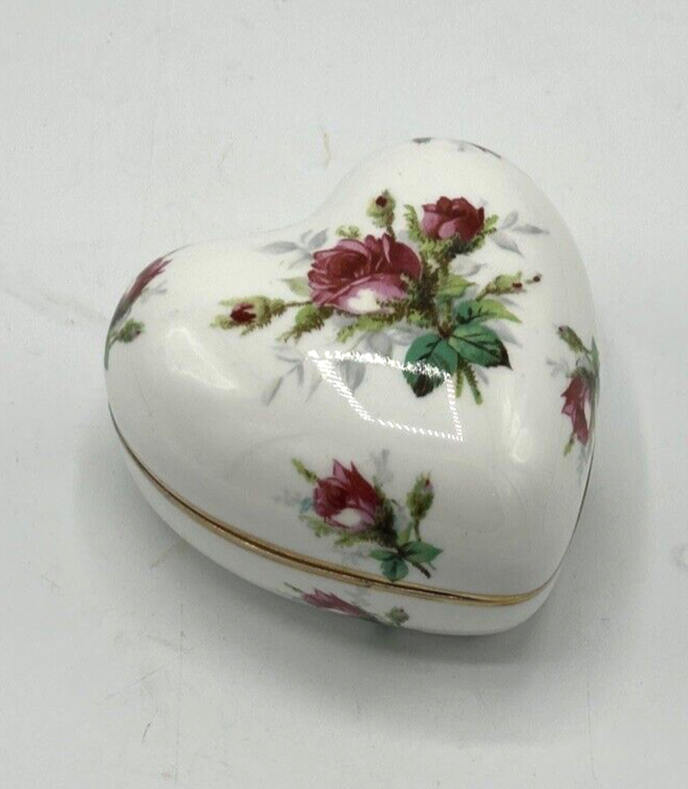Vintage Hammersley Trinket Box Heart Shaped 2 1/4" x 2" White wRoses Victorian